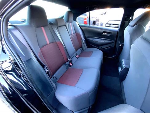 Used 2024 Toyota Corolla SE image 19