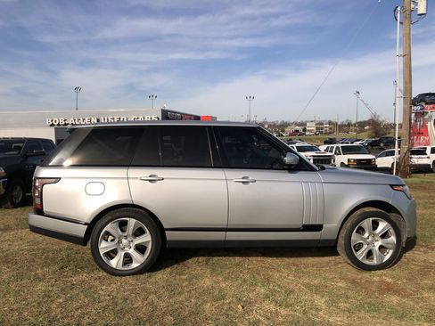 Used 2015 Land Rover Range Rover HSE image 6