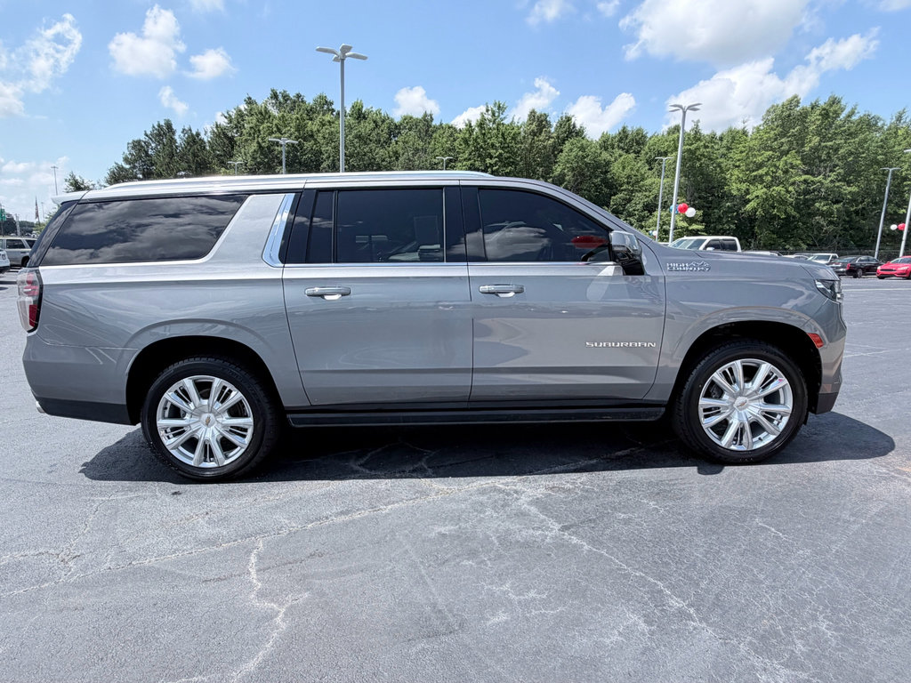 Used 2021 Chevrolet Suburban High Country AWD/4WD image 4