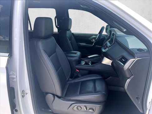 Used 2023 Chevrolet Tahoe LT RWD image 9