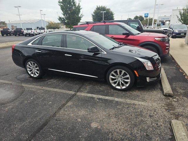 Used 2017 Cadillac XTS Luxury w/ Driver Awareness Package FWD image 2