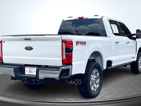 Used 2024 Ford F250 Lariat w/ Lariat Ultimate Package AWD/4WD image 7