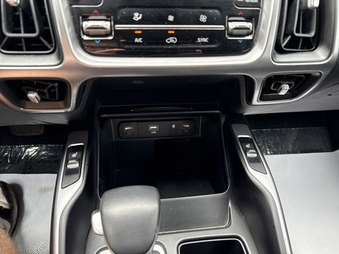 Used 2023 Kia Sorento X-Line EX AWD/4WD image 27