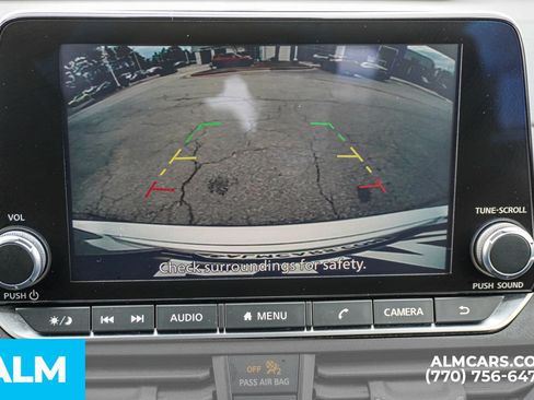 Used 2024 Nissan Altima 2.5 SV FWD image 37