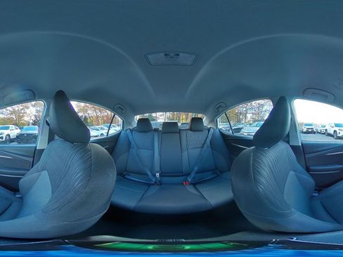 Used 2025 Toyota Camry LE image 41