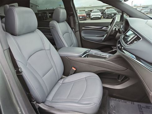 Used 2023 Buick Enclave Essence w/ Experience Buick Package image 28