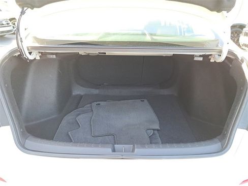 Used 2022 Honda Civic Touring image 8