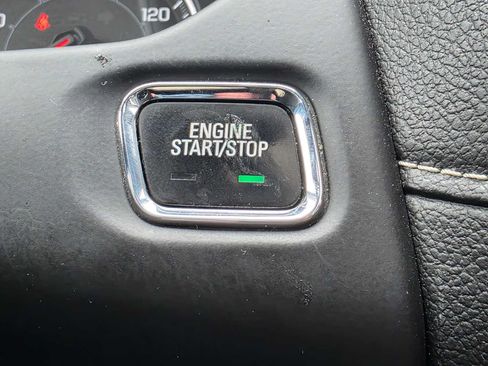 Used 2017 GMC Acadia SLT AWD/4WD image 33