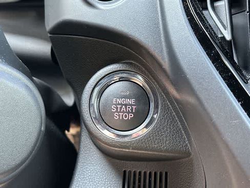 Certified 2025 Subaru Forester Touring AWD/4WD image 11