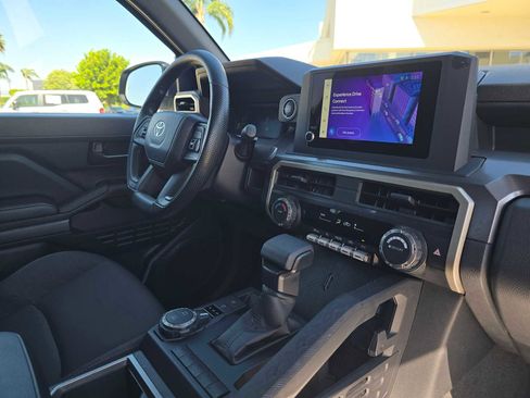 Certified 2025 Toyota Tacoma SR5 image 10