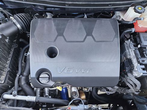 Certified 2023 Chevrolet Traverse LS image 36