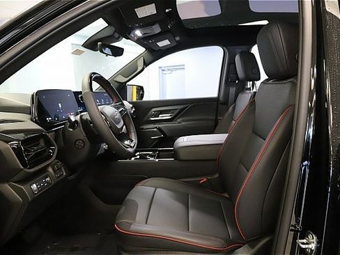 New 2024 Chevrolet Silverado EV RST image 17