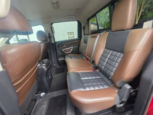 Used 2019 Nissan Titan Platinum Reserve w/ Platinum Utility Package AWD/4WD image 20