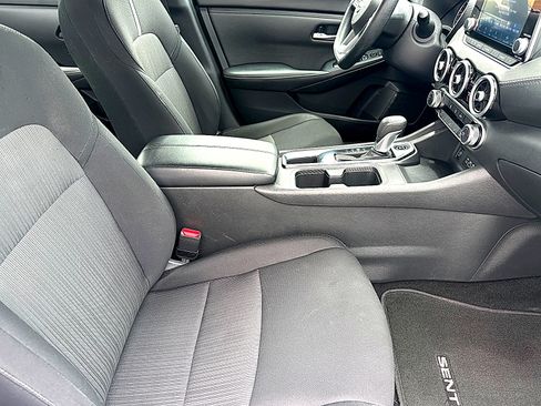 Used 2025 Nissan Sentra SV FWD image 24