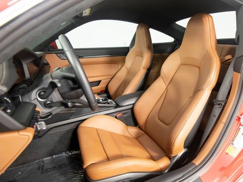 Certified 2026 Porsche 911 GT3 RWD image 5