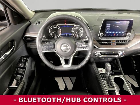 Certified 2023 Nissan Altima 2.5 SV FWD image 8