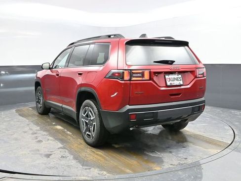 New 2026 Jeep Cherokee Laredo image 5