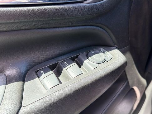 Used 2022 Chevrolet Equinox LT FWD image 7