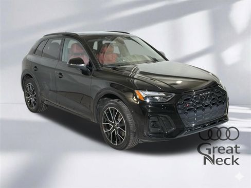 Used 2023 Audi SQ5 Premium Plus w/ Premium Plus Package image 10