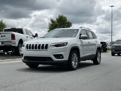 Used 2019 Jeep Cherokee Latitude w/ Popular Appearance Group