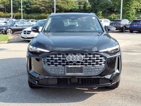 Certified 2025 Audi Q5 Premium Plus AWD/4WD image 2