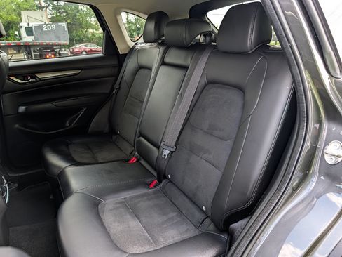 Used 2018 MAZDA CX-5 Touring w/ Preferred Equipment Package AWD/4WD image 17