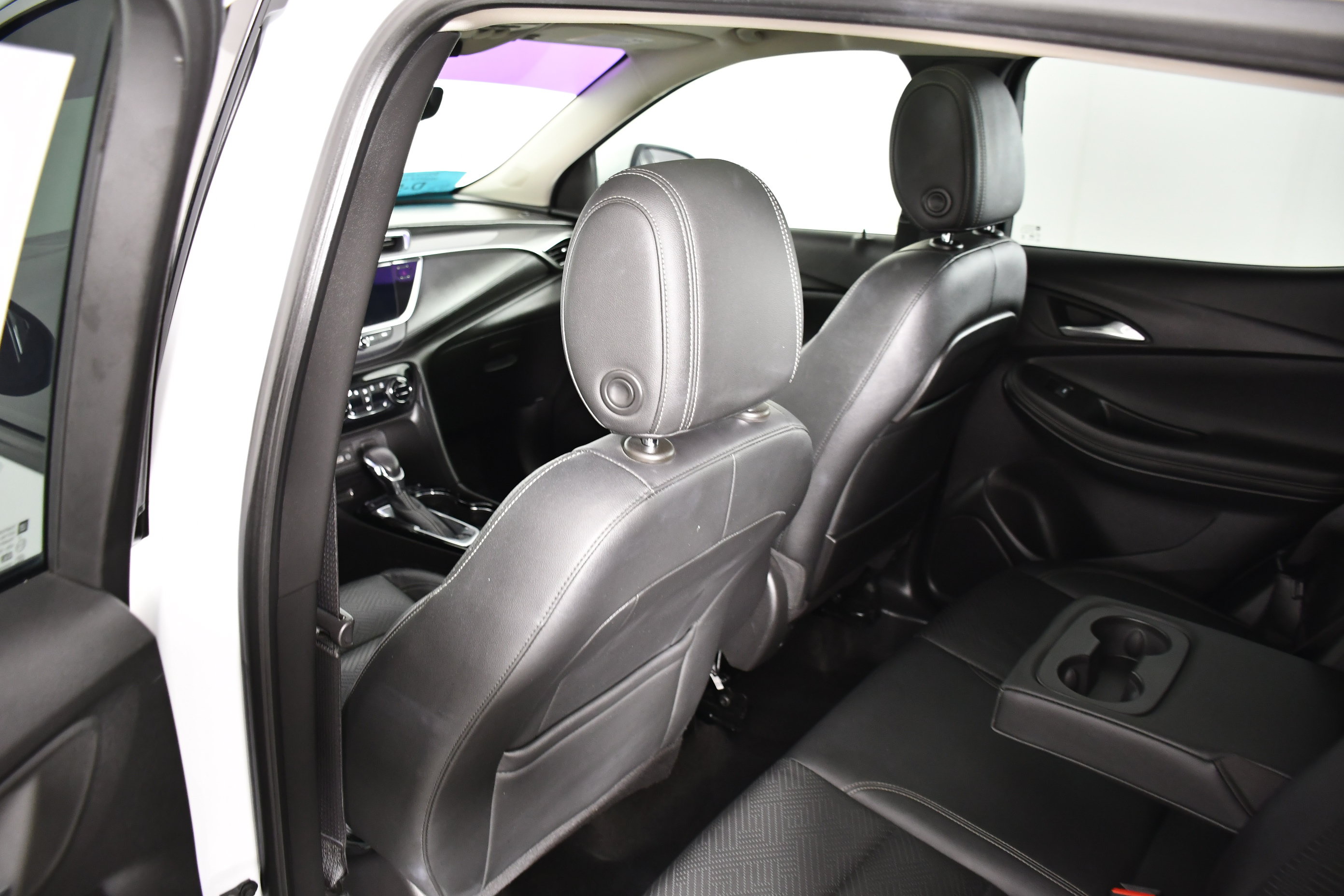Used 2022 Buick Encore GX Essence w/ Advanced Technology Package FWD image 49