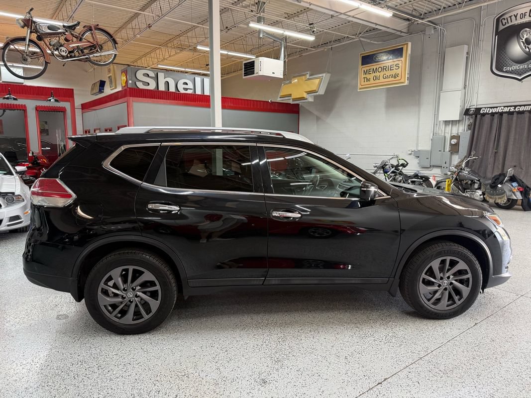 Used 2016 Nissan Rogue SL AWD/4WD image 6