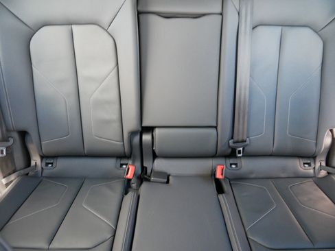 Used 2025 Audi Q3 2.0T Premium w/ Convenience Package image 13