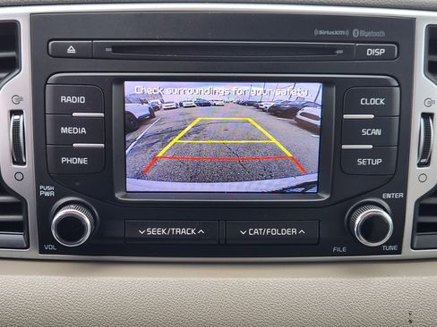 Used 2017 Kia Sportage LX FWD image 13