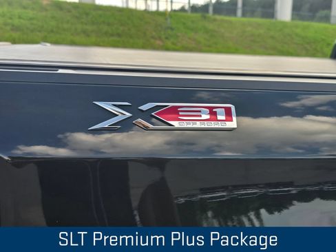 Certified 2024 GMC Sierra 1500 SLT w/ SLT Premium Plus Package AWD/4WD image 4