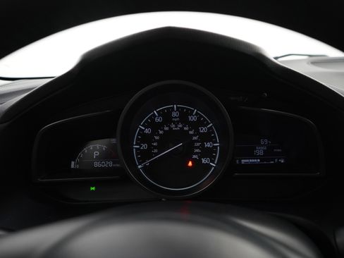 Used 2017 MAZDA MAZDA3 Touring FWD image 26