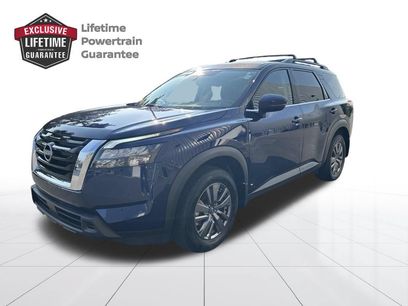 Certified 2025 Nissan Pathfinder SV