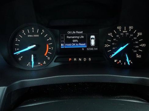 Used 2019 Ford Explorer XLT FWD image 23