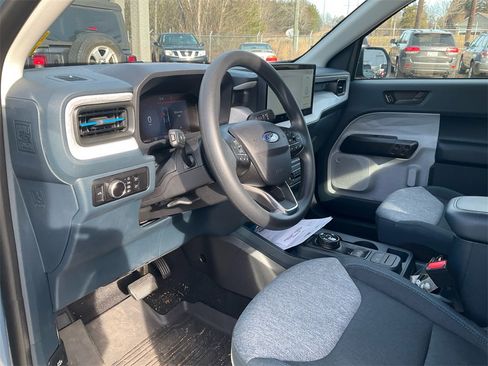 Used 2025 Ford Maverick XLT w/ Equipment Group 302A image 15
