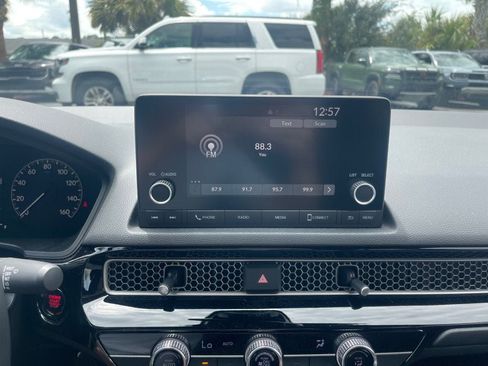 Used 2025 Honda Civic Sport image 19
