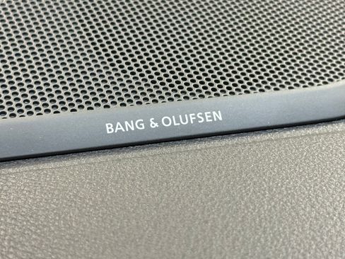 Used 2020 Audi Q3 2.0T Premium Plus w/ Premium Plus Package image 25