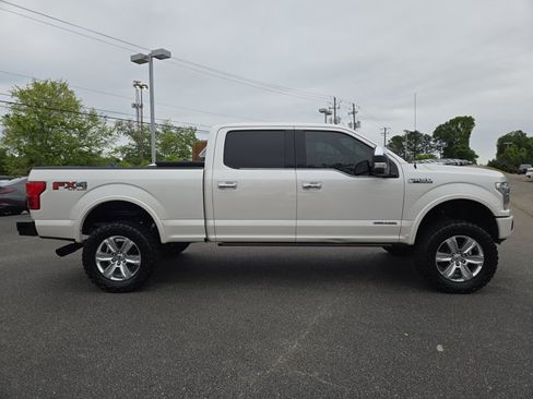 Used 2019 Ford F150 Platinum w/ Equipment Group 701A Luxury AWD/4WD image 4