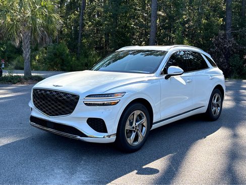 New 2026 Genesis GV70 2.5T Advanced image 3