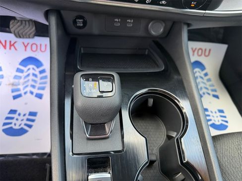 Used 2025 Nissan Rogue SV image 23