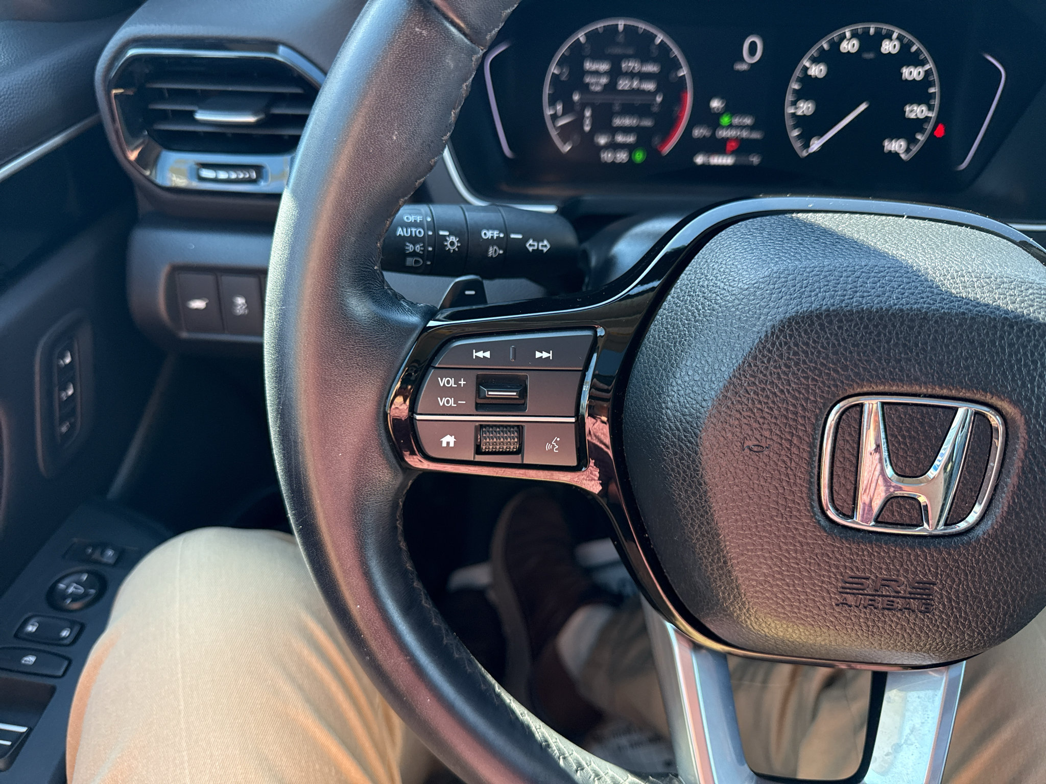 Used 2025 Honda Pilot Touring image 28