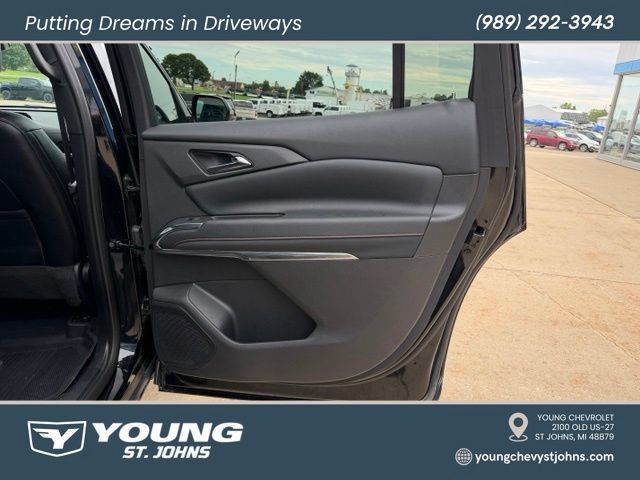 Certified 2024 Chevrolet Traverse Z71 AWD/4WD image 36