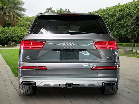 Used 2018 Audi Q7 3.0T Premium Plus w/ Premium Plus Package AWD/4WD image 3