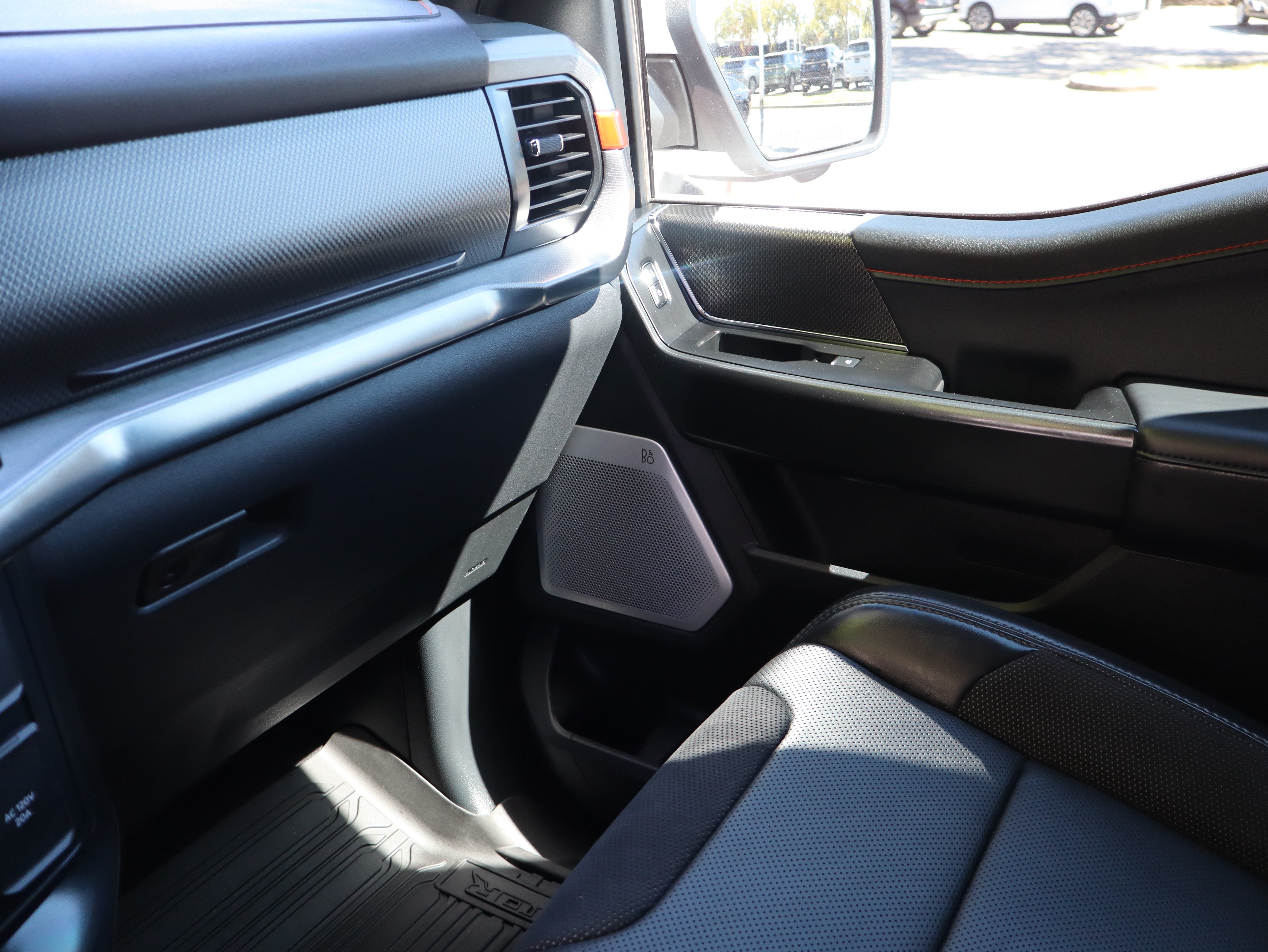 Used 2026 Ford F150 Raptor AWD/4WD image 48