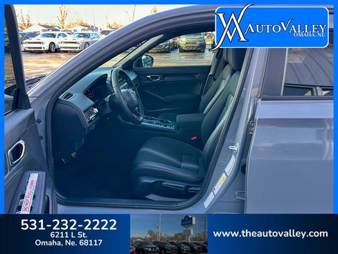 Used 2025 Honda Civic Sport image 12