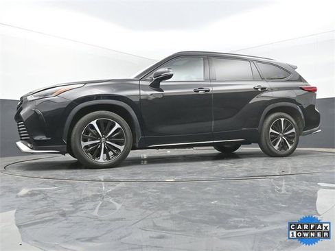 Used 2021 Toyota Highlander XSE image 40