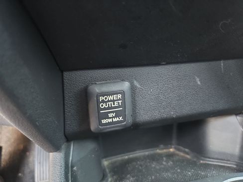 Used 2009 Honda Fit Sport image 26