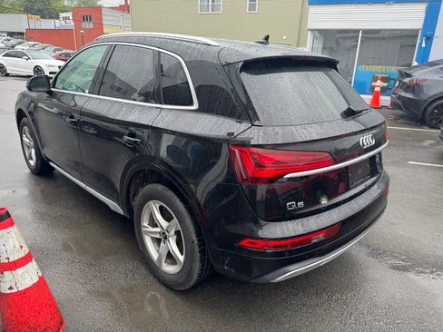 Used 2021 Audi Q5 2.0T Premium w/ Convenience Package image 3