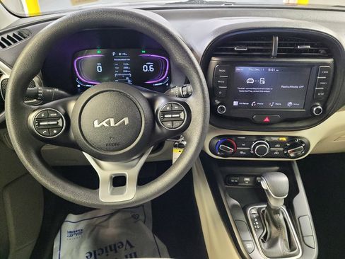Used 2024 Kia Soul LX w/ Option Group 015 image 22