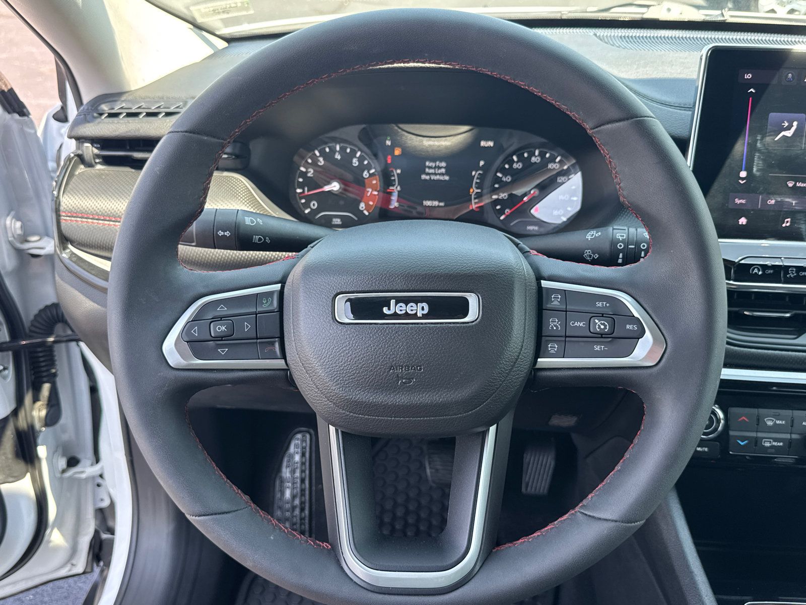 Used 2022 Jeep Compass Trailhawk AWD/4WD image 14